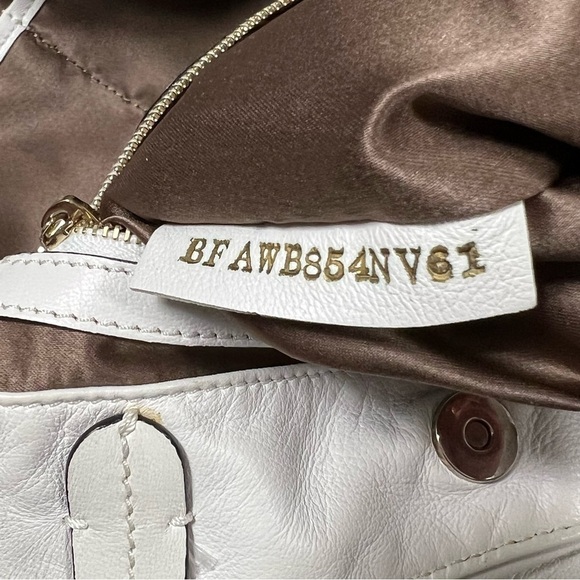 VALENTINO Garavani Floral Applique Leather Tote in White - Picture 9 of 16